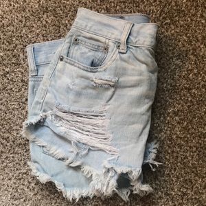 American Eagle shorts!